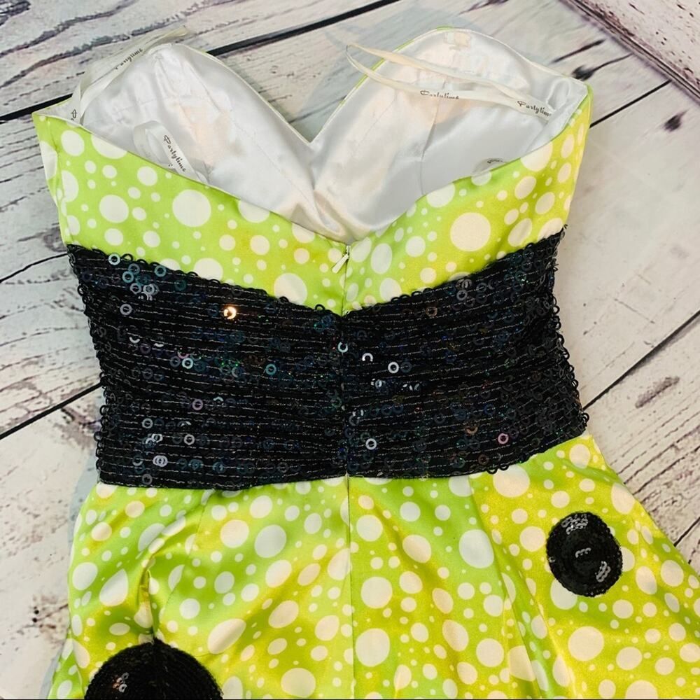 Party Time Green white black sequin dot formal - Picture 6 of 7